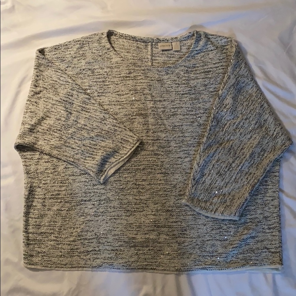 Light weight sweater